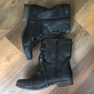 Rampage Women Combat Boots size 9